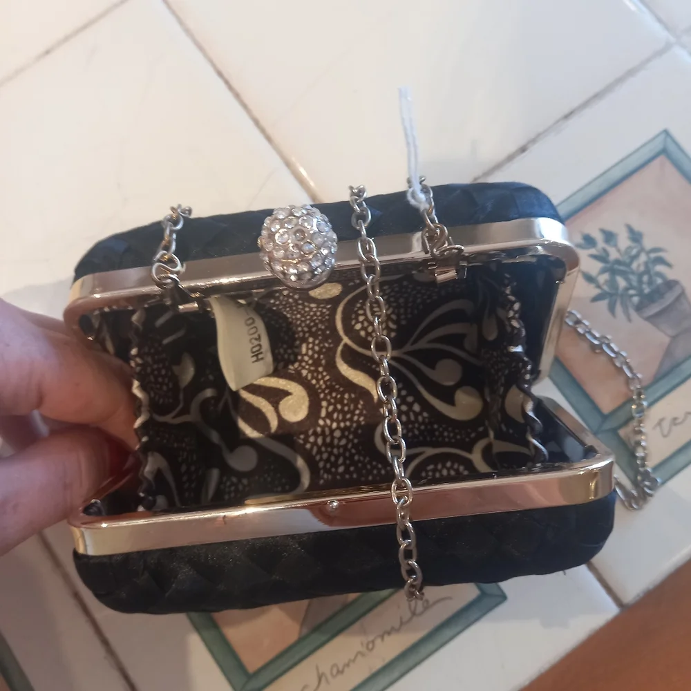 Review black and gold chain shouler / clutch evening bag - Picture 4 of 4
